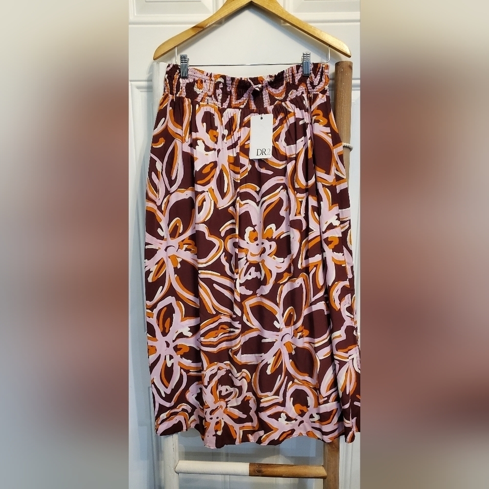 Aline Skirt DR2 - Picture 1 of 6